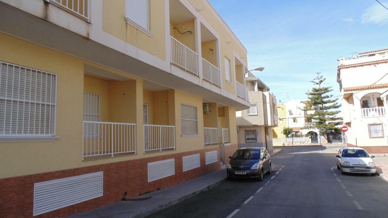 A 150 M De La Playa Apartment
