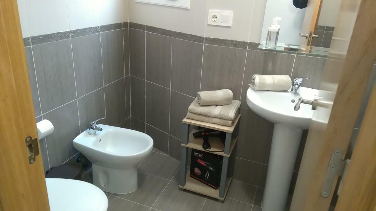 A 150 M De La Playa Apartment *